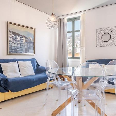 Gran Via Apartment กรานาดา ภายนอก รูปภาพ
