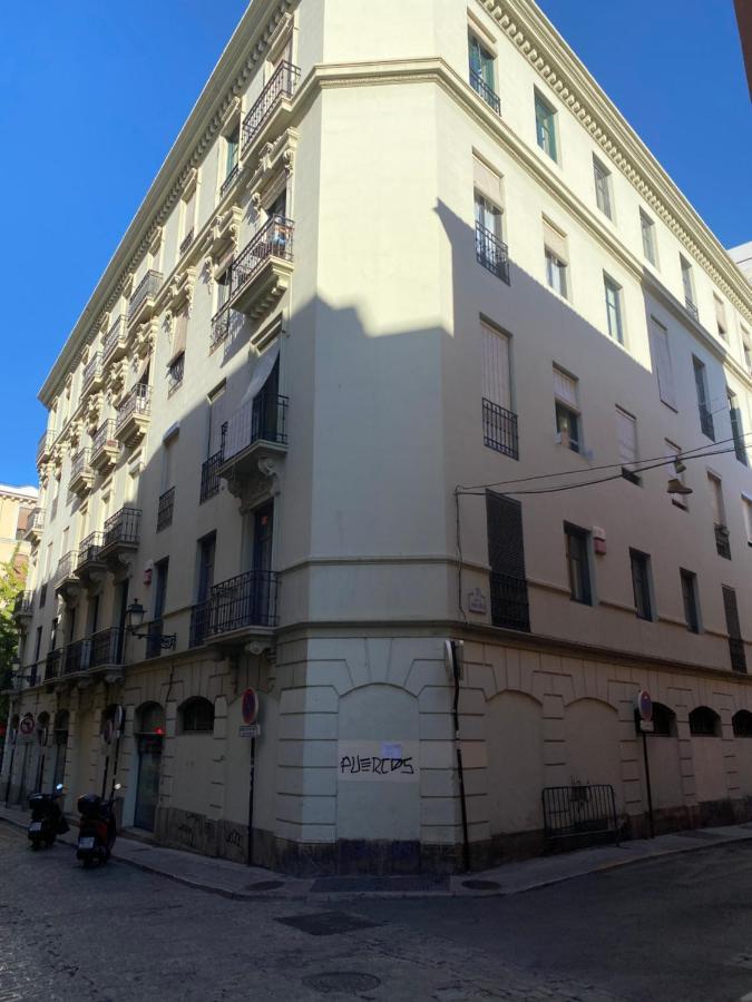 Gran Via Apartment กรานาดา ภายนอก รูปภาพ