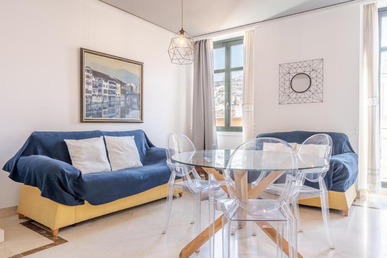 Gran Via Apartment กรานาดา ภายนอก รูปภาพ