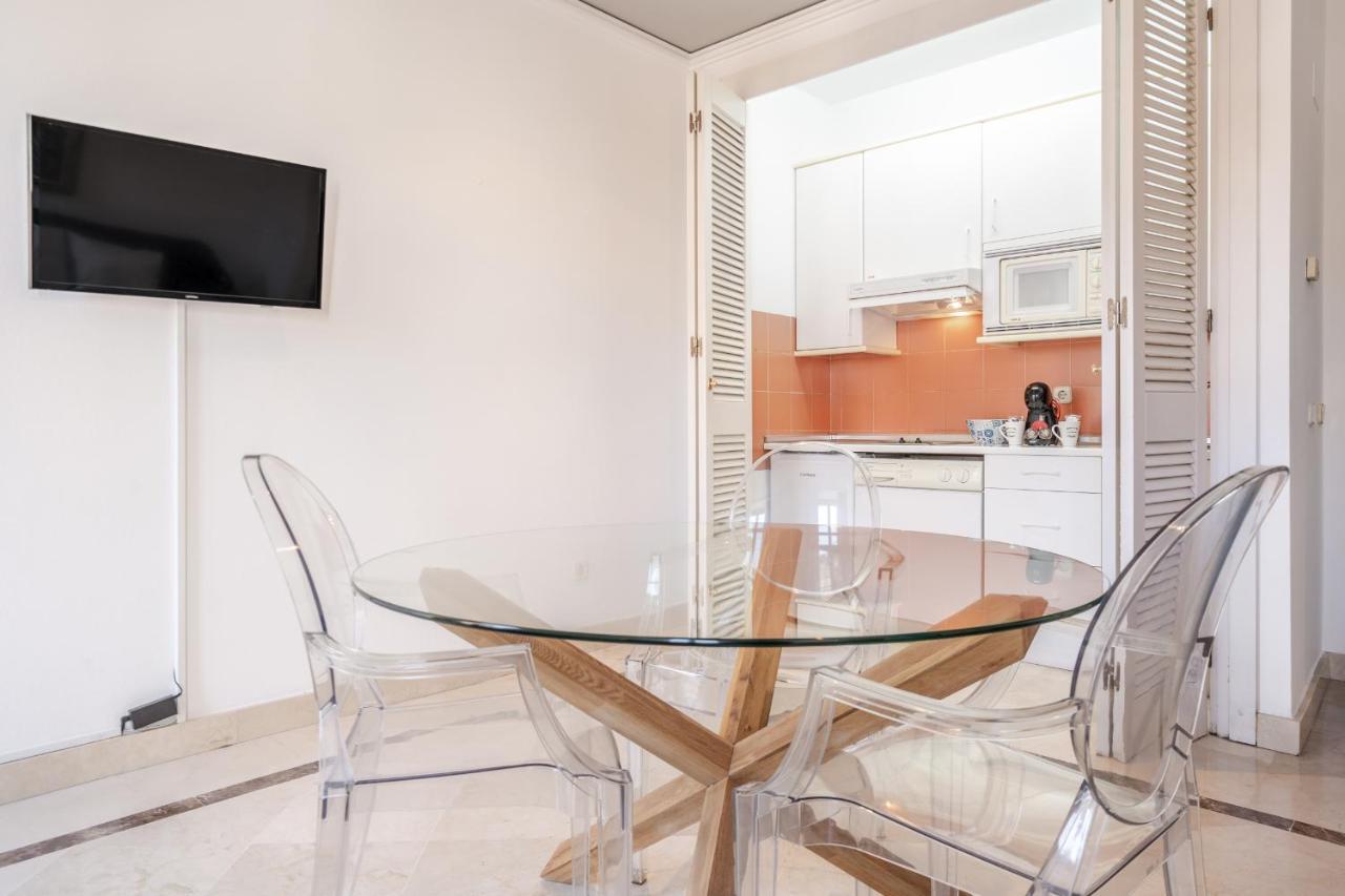Gran Via Apartment กรานาดา ภายนอก รูปภาพ
