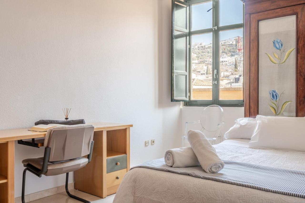 Gran Via Apartment กรานาดา ภายนอก รูปภาพ
