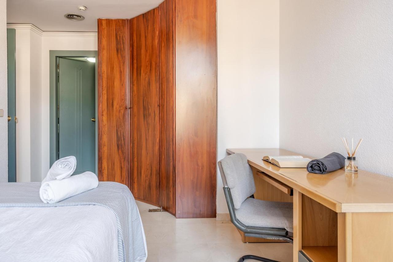 Gran Via Apartment กรานาดา ภายนอก รูปภาพ